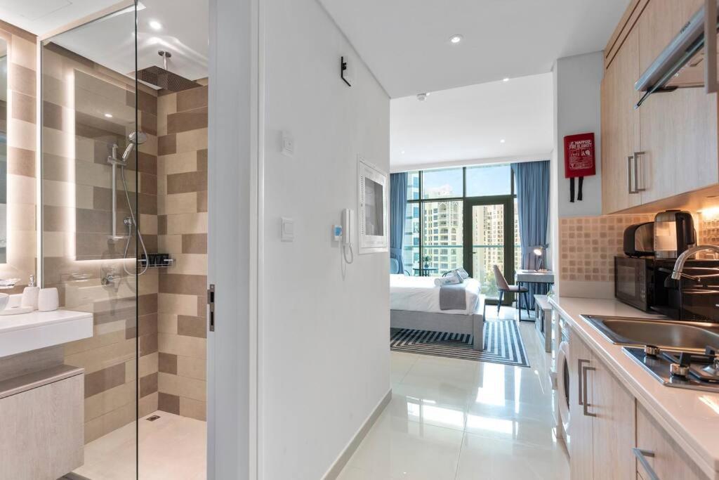 Seven Palm With Private Access * Dubai