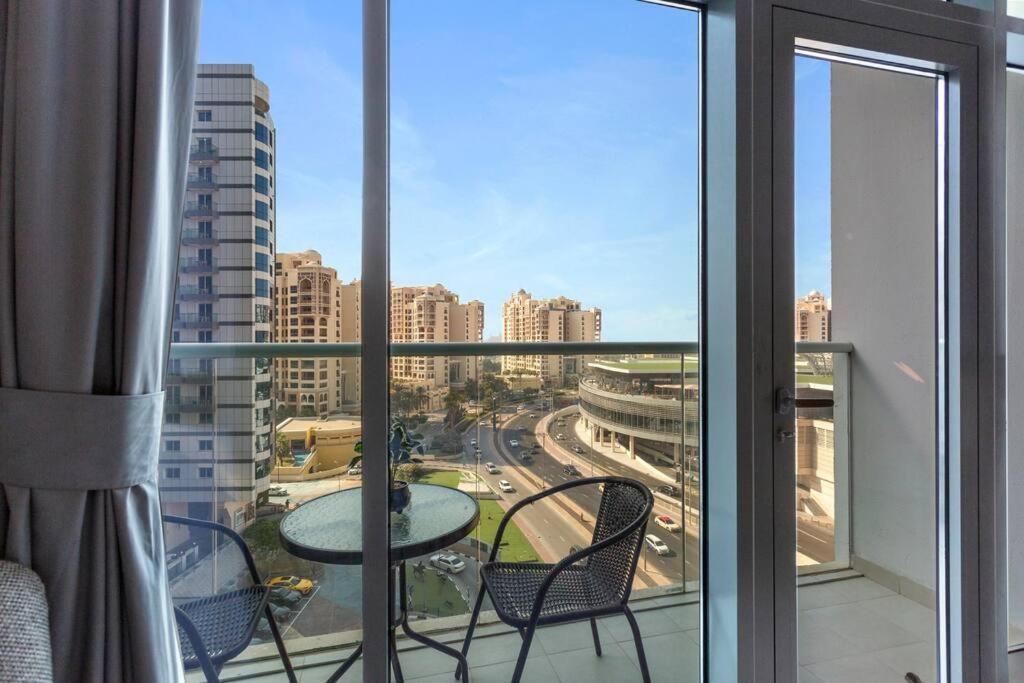 Seven Palm With Private Access * Dubai