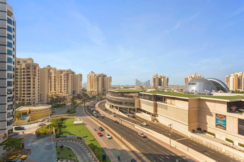 Seven Palm With Private Access Apartment Dubai