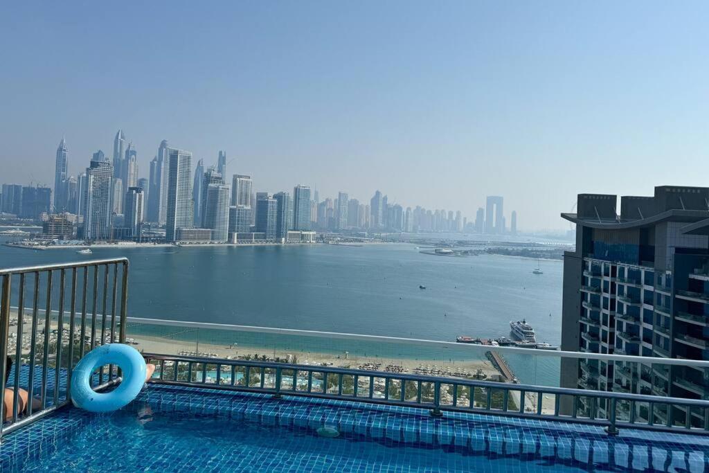 Seven Palm With Private Access Apartment *