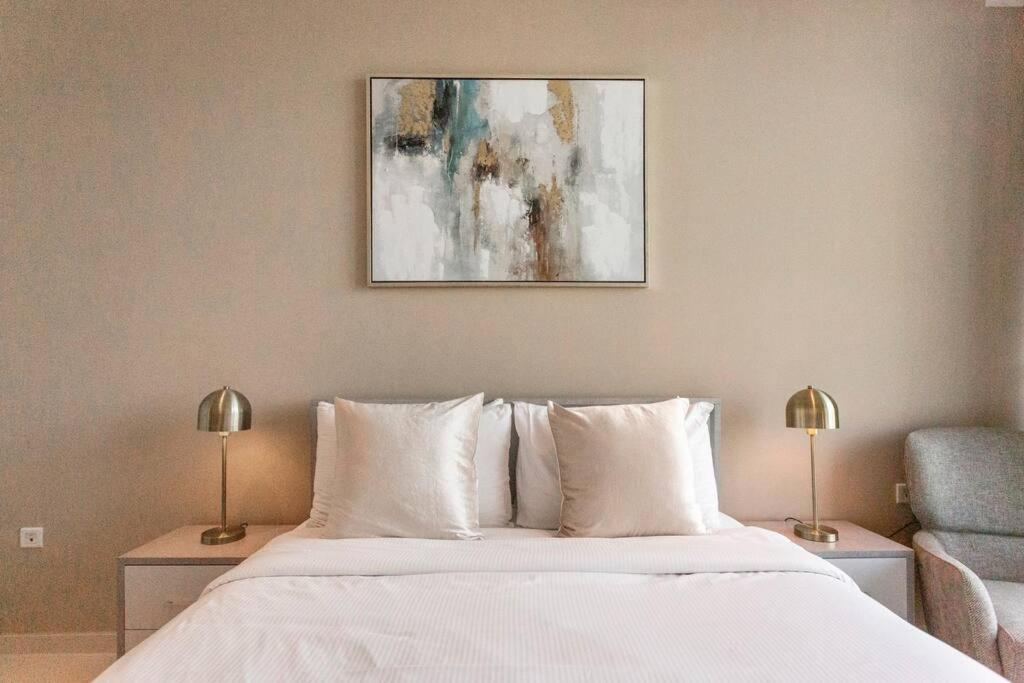 Seven Palm With Private Access * Dubai