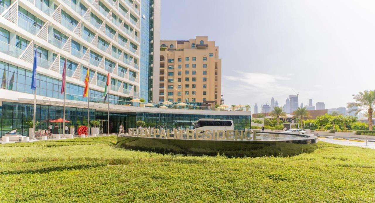 Seven Palm With Private Access Apartment Dubai